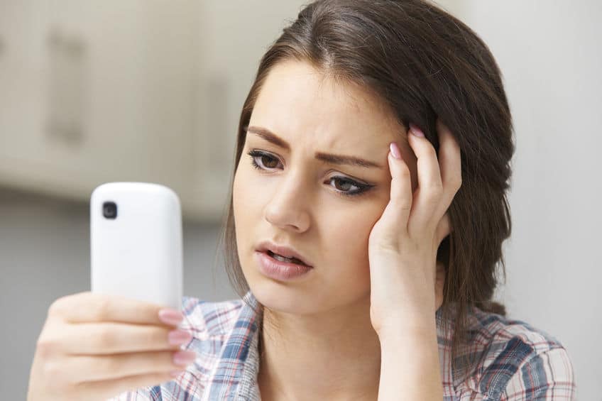 teen girl smartphone depression